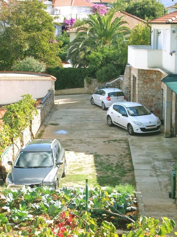 Apartments Skrivaneli Jelsa  Zewnętrze zdjęcie