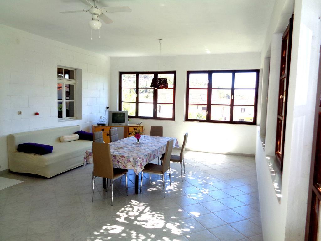 Apartments Skrivaneli Jelsa  Zewnętrze zdjęcie