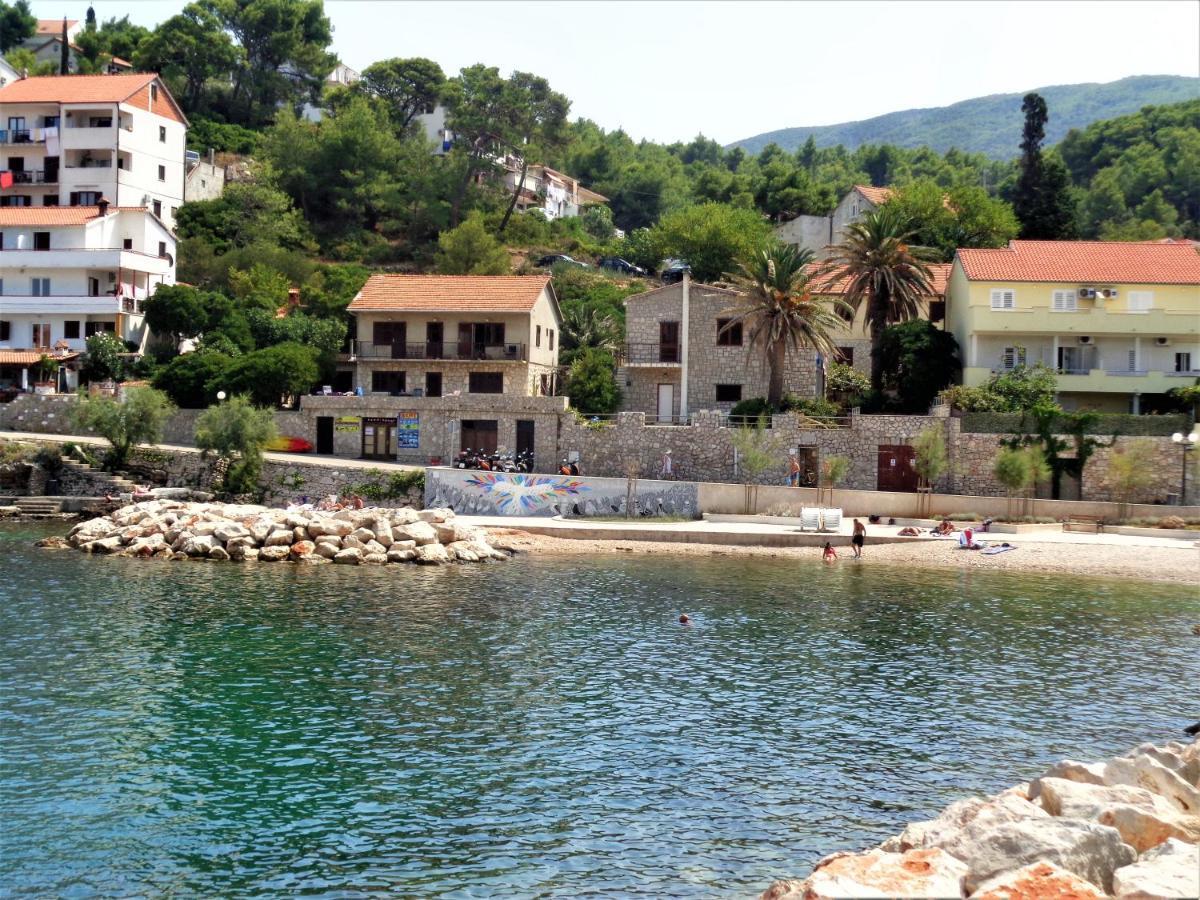 Apartments Skrivaneli Jelsa  Zewnętrze zdjęcie